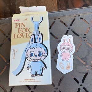 Pin for Love Vinyl Plush Pendant Blind Box “Letter G”